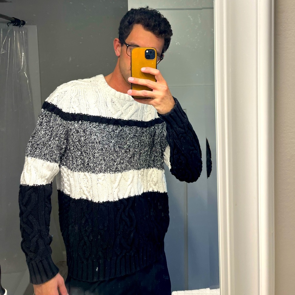 Lands end color block (white/black) cable knit sweater